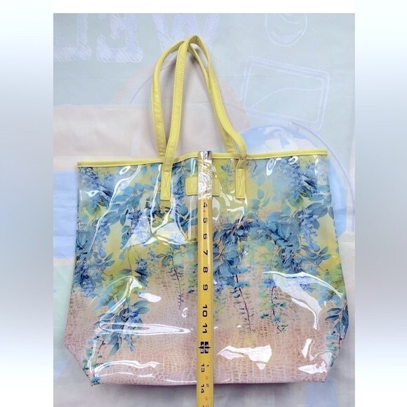 BEBE Limited Edition Spring Garden Colorful Beach Tote Bag Purse New - Picture 3 of 12